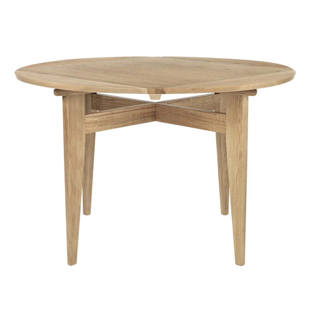 B-Table Dining Table Round / Square / Oak Matt Lacquered
