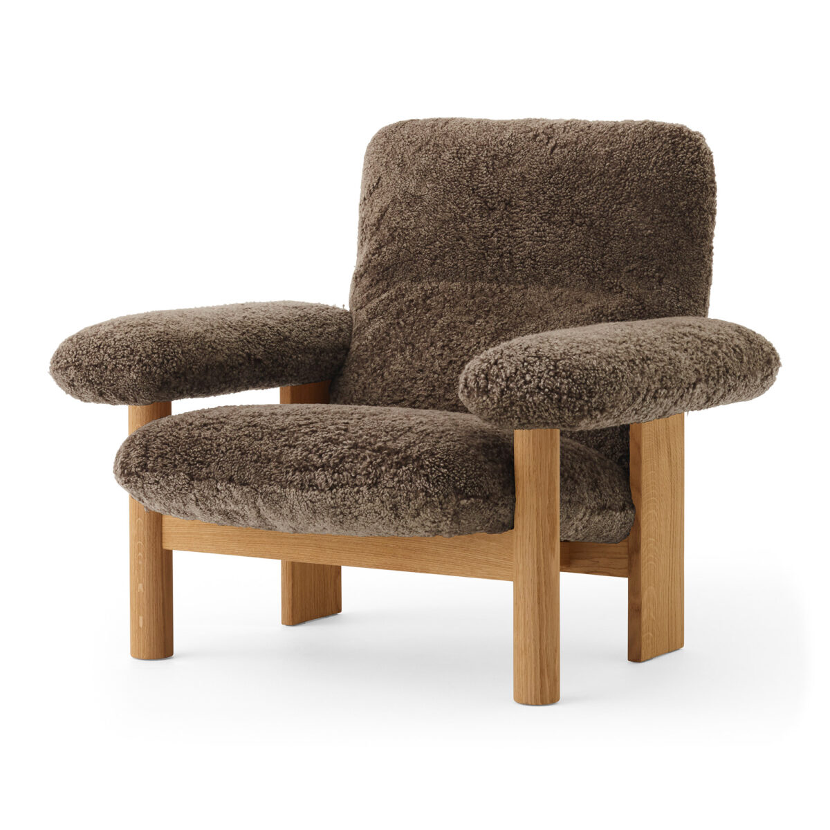 Brasilia Lounge Chair Natural Oak / Sheepskin Root