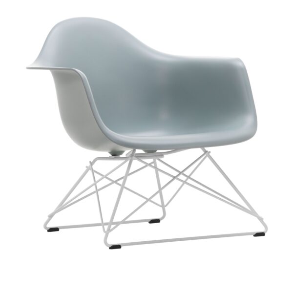 Eames Plastic Armchair LAR - 24 Light Grey - White Base