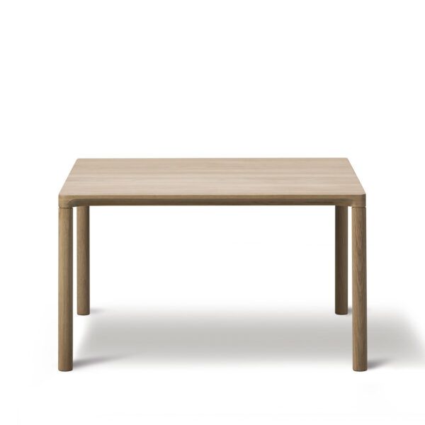 Fredericia Furniture Piloti 6725 sidobord ljus oljad ek, höjd 35 cm