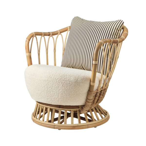 Grace Lounge Chair Karakorum 001 / Strange Love Coco Bello 002