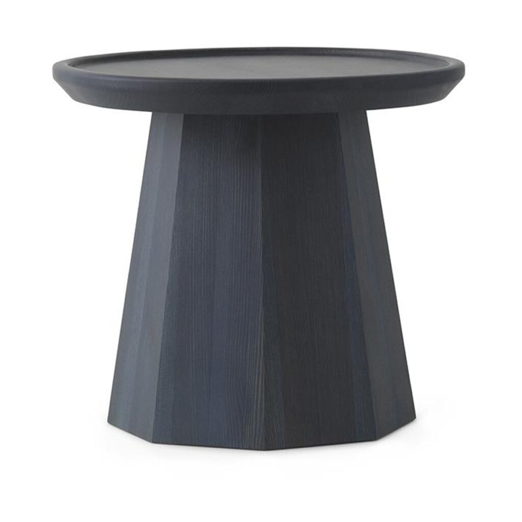 Normann Copenhagen Pine table small sidobord Ø45 cm H:40,6 cm Dark Blue
