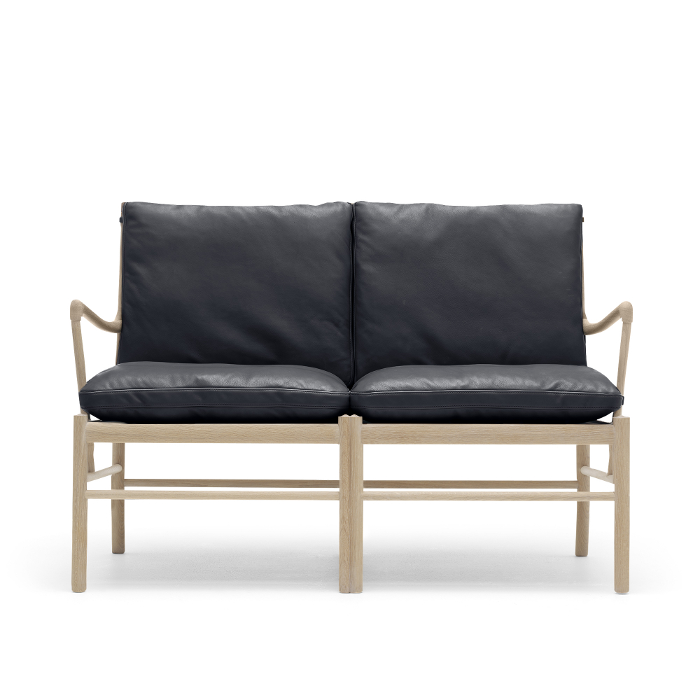 OW149-2 - Colonial Sofa, Tvålad Ek, Lädergrupp B Thor - 301