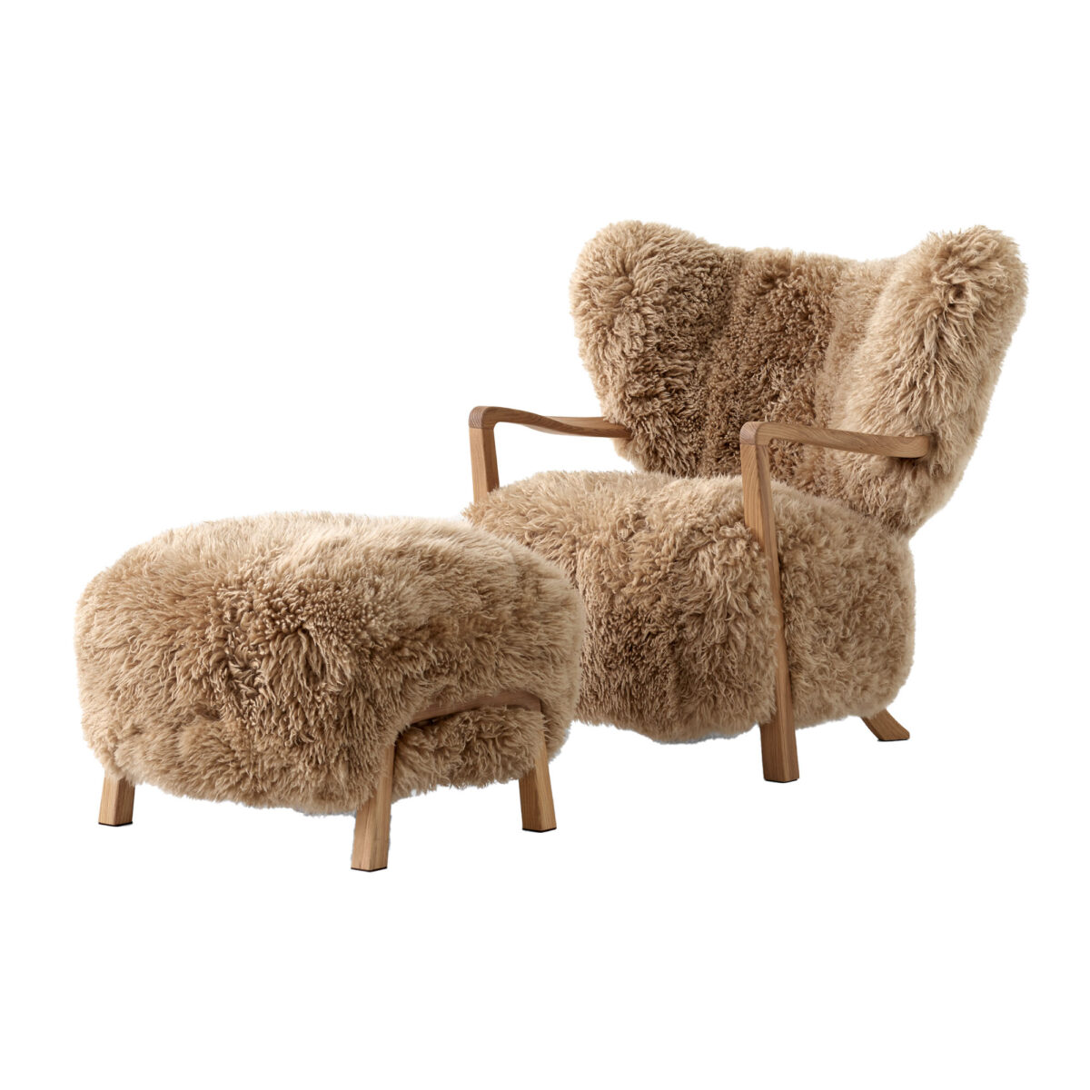 Wulff Lounge Chair ATD2 And Wulff Pouf ATD3 Sheepskin Honey / Oak